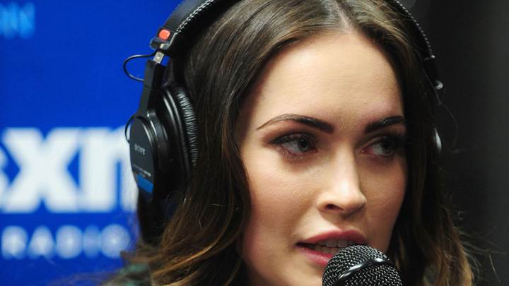 Megan Fox Speaking On Stage At Siriusxm Radio In Ny